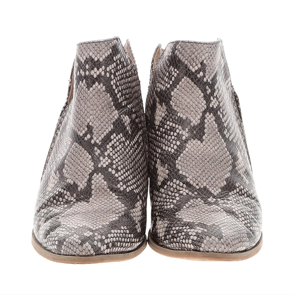 DV8 by Dolce Vita Snake Booties, size 8.5 - Picture 2 of 3